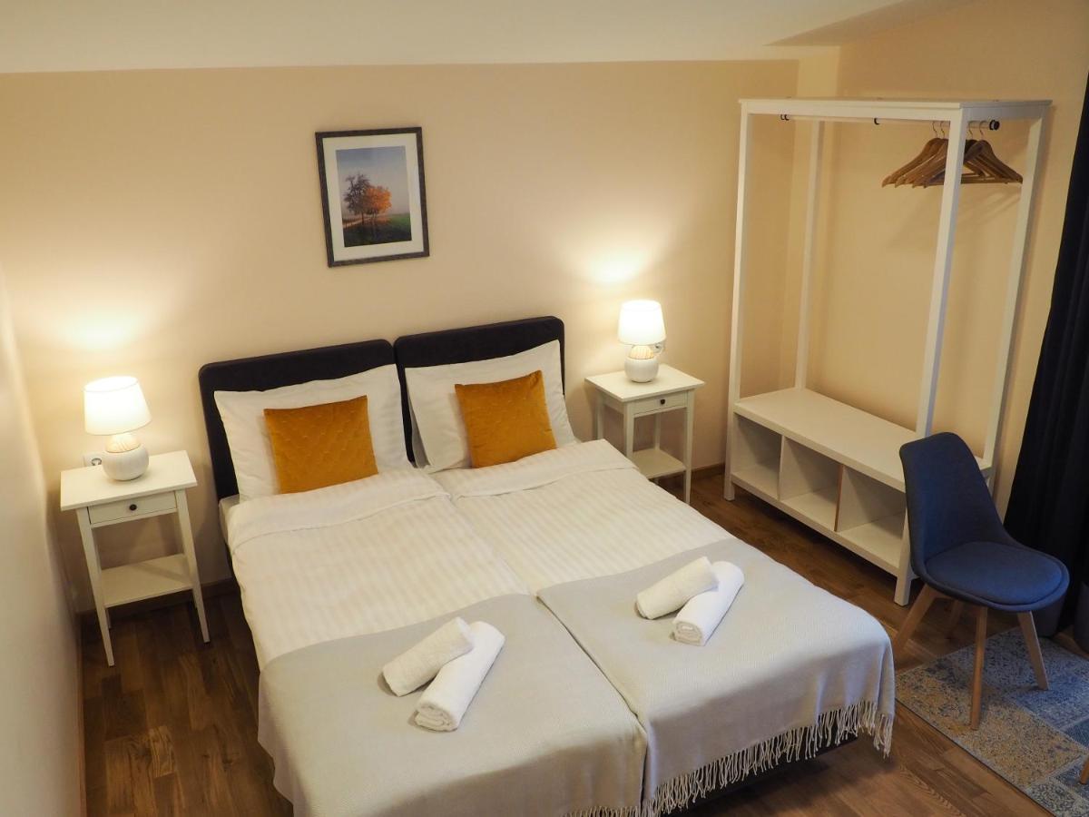 Sveciu Namai Zara Hotel Tytuvenai Exterior foto
